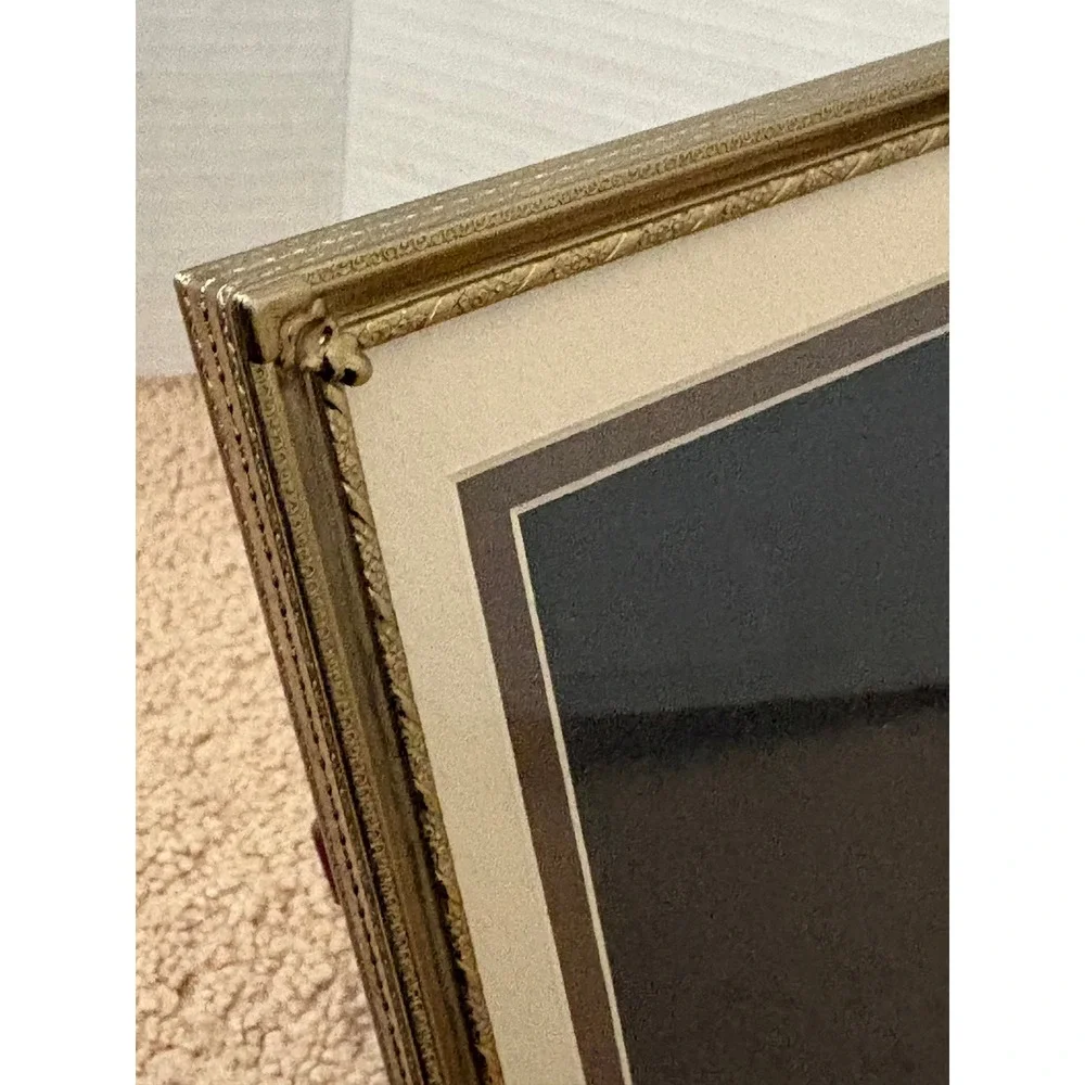 Vintage Gold Metal Matted Picture Frame 5x7 Embossed Floral Detail Tabletop
